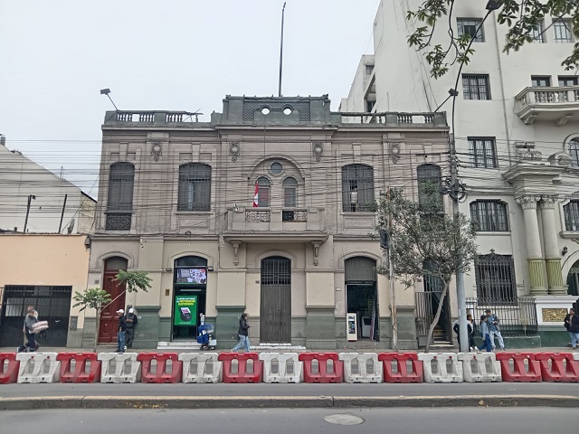 AV. WILSON N 1260-1268, CERCADO (2DO PISO)