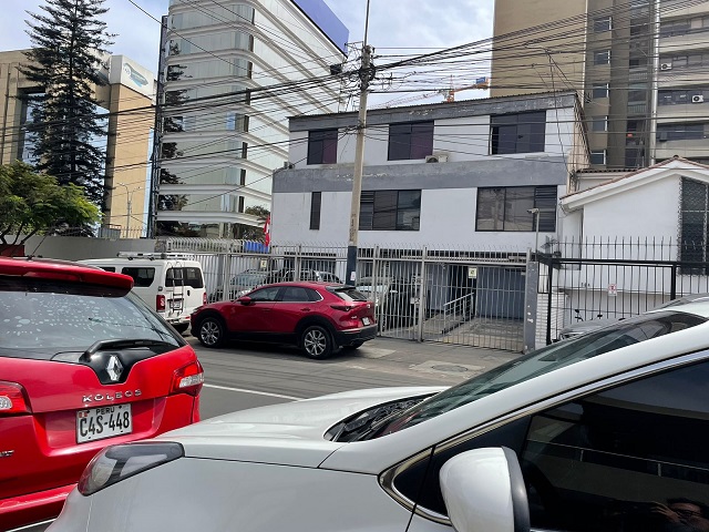 CL MANUEL GONZALES OLAECHEA 386 - 390 LT 12, URB LIMATAMBO, SAN ISIDRO