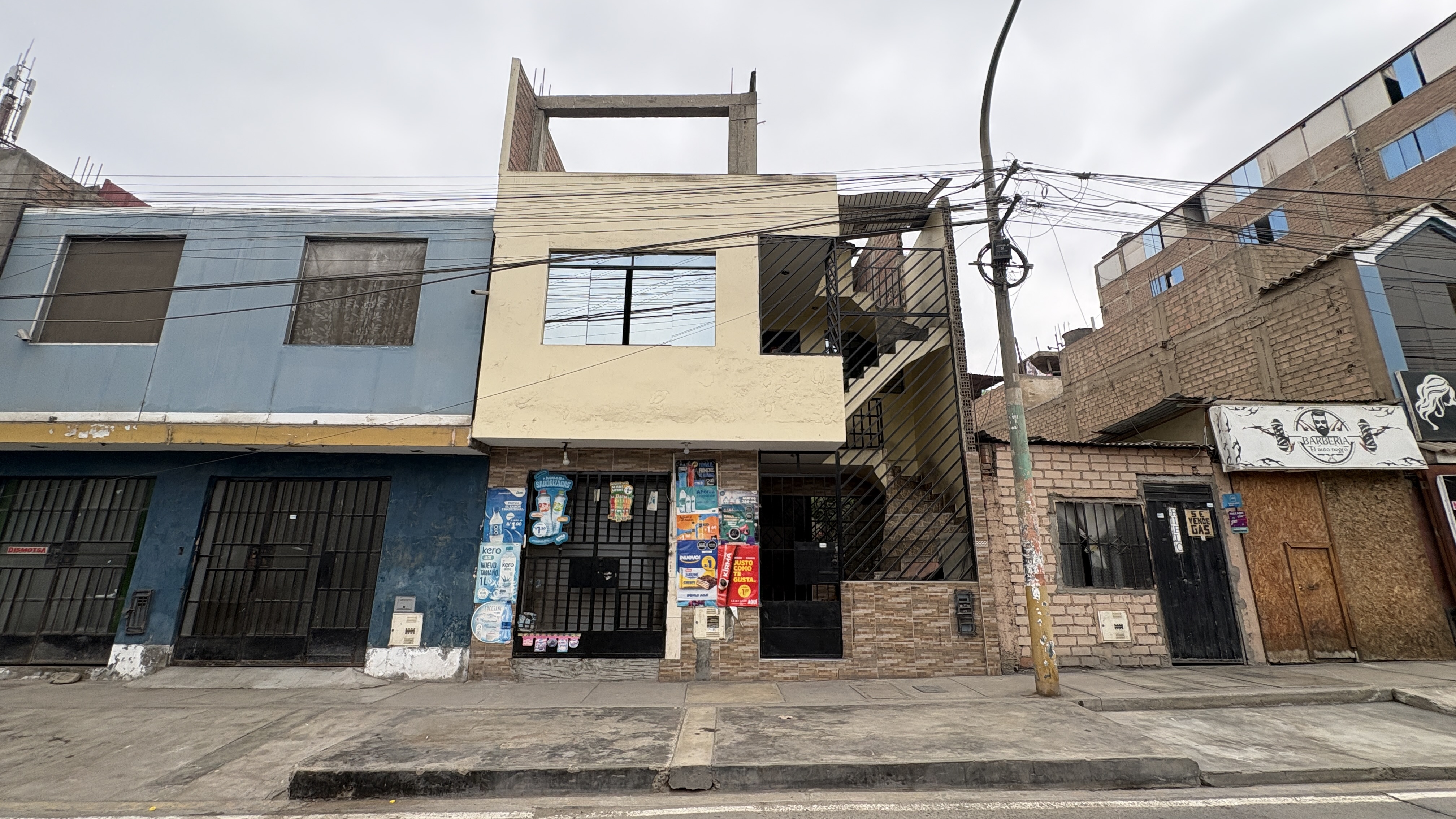CL. LAS MAGNOLIAS LT. 22 MZ. E1 - URB. LOS PORTALES DE CHILLON, PUENTE PIEDRA